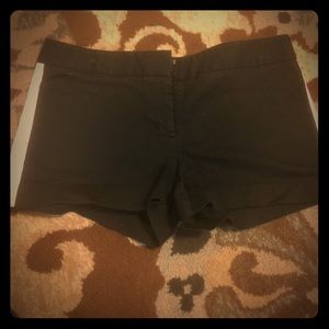 Black and white Express chino shorts